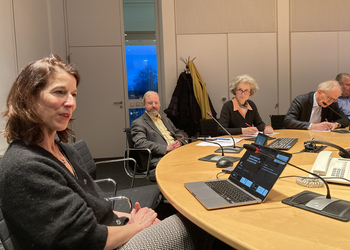 li: Ellen Heinrichs, Photo: Alexandra Bartschat